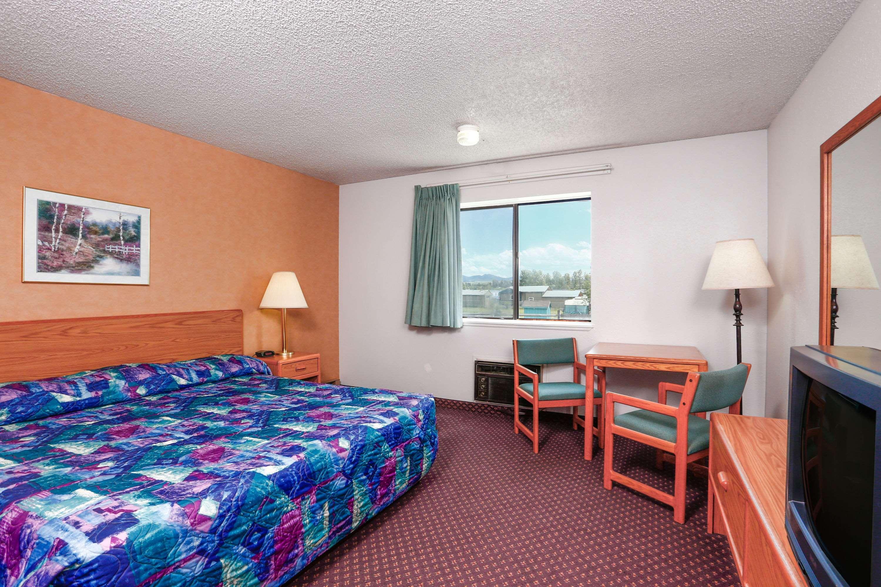 Travelodge By Wyndham Deer Lodge Montana Экстерьер фото
