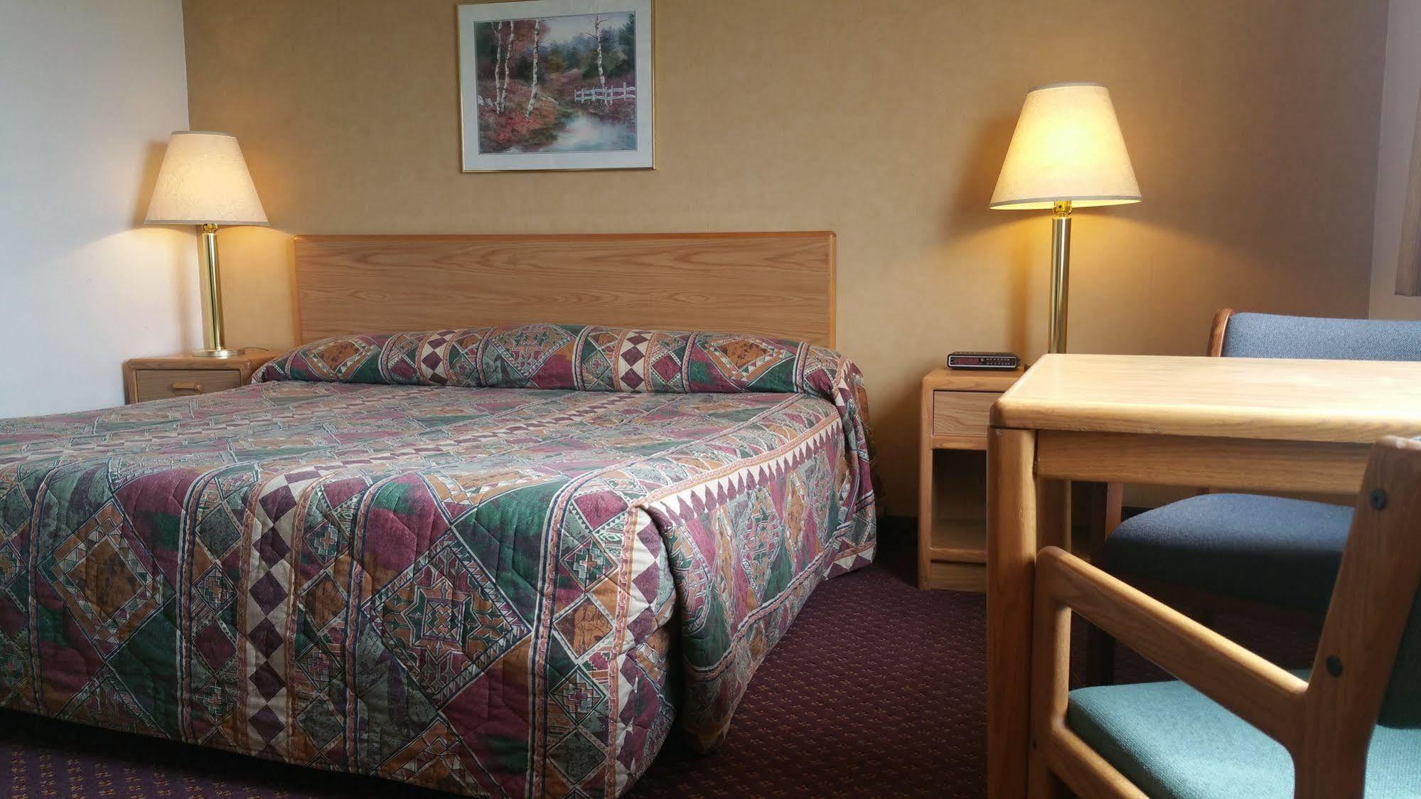 Travelodge By Wyndham Deer Lodge Montana Экстерьер фото